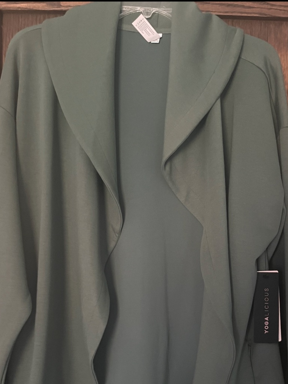 Yogalicious Cardigan Size M